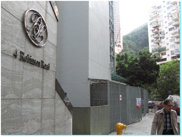 602x451 pixels (139K)