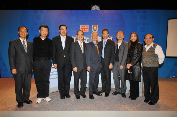 600x398 pixels (91K)