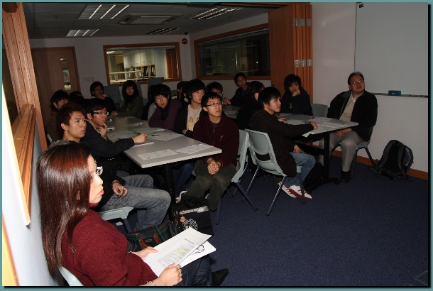 602x401 pixels (99K)