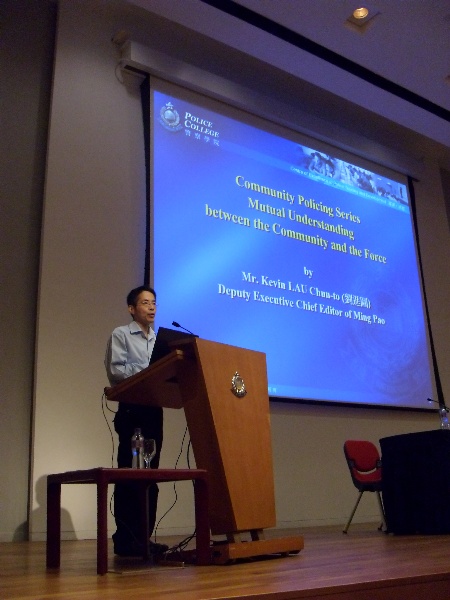 450x600 pixels (89K)