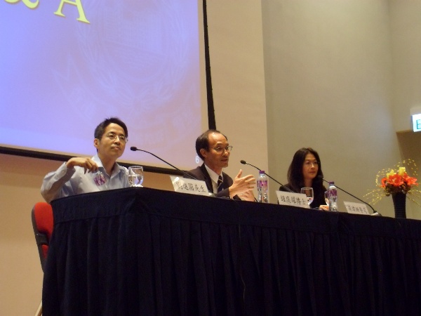 600x450 pixels (67K)