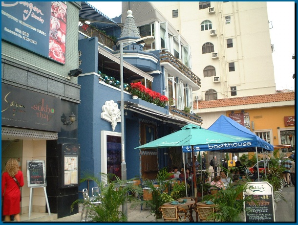 602x451 pixels (155K)